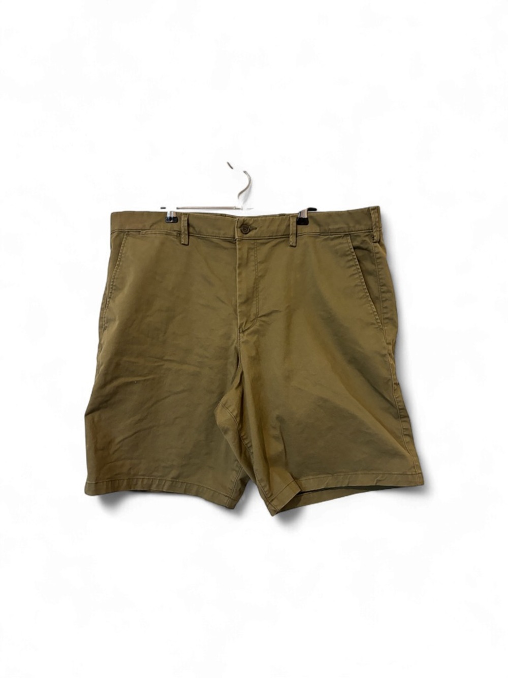 GAP Men's Flat-Front Shorts - Olive Green
